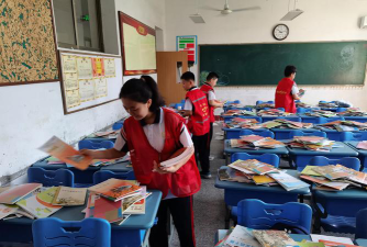 恒口镇千工初级中学阅读区