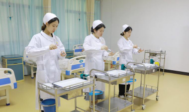乌鲁木齐护士学校阅读区