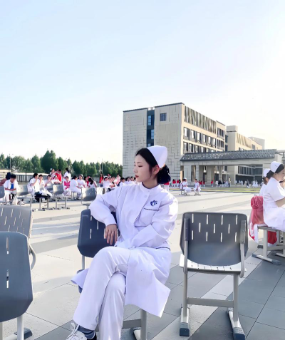 天津护士学校阅读区