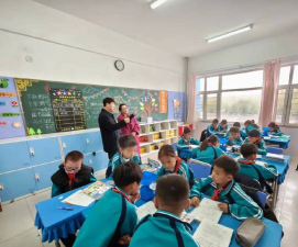 新和县第三小学阅读区