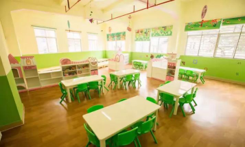 陆丰市东海镇欢乐童年幼儿园阅读区