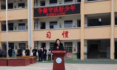 息县东岳镇初级中学阅读区