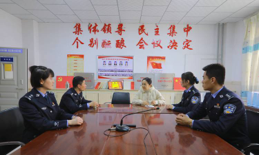乌什县第一小学阅读区