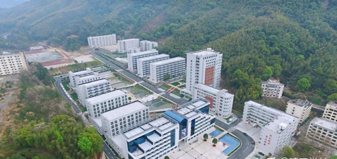江西机电学校阅读区