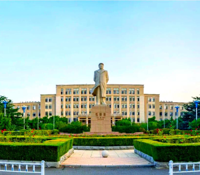 长春五年制大专学校阅读区