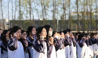 石家庄华北工程技术专业学校阅读区