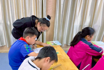 江苏省宜兴市徐舍实验小学阅读区