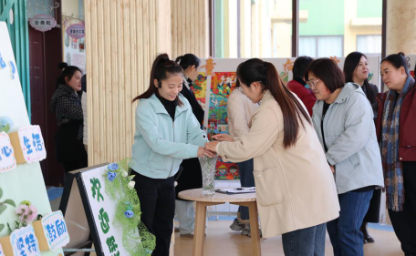利津县陈庄镇集贤中心幼儿园阅读区
