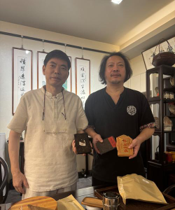 鄂托克旗棋盘井镇王涵书法艺术培训中心有限责任公司阅读区