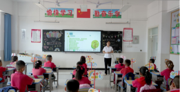 柯坪县镇小学阅读区