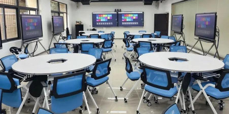 武汉市供销商业学校阅读区