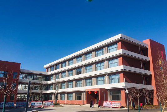 石家庄振华中等专业学校阅读区