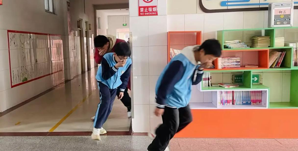 甘肃省水利水电工程局子弟学校阅读区
