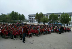 丰县师寨镇中心小学阅读区