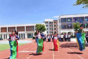 房村镇中心小学阅读区