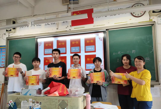永汉镇永汉中学阅读区