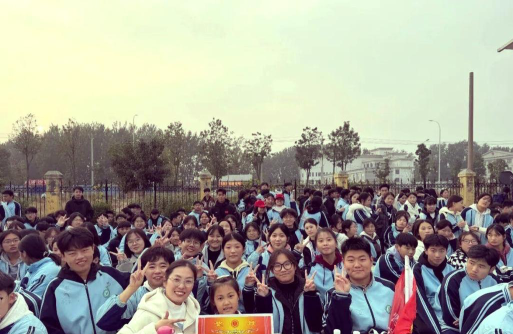 鄄城县实验中学阅读区