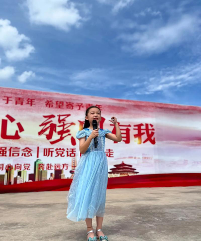 西山区新蕾学校中学部阅读区