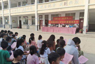 沈丘县冯营乡天桥益民学校阅读区