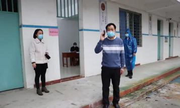 封开县金装镇中心小学水石教学点阅读区