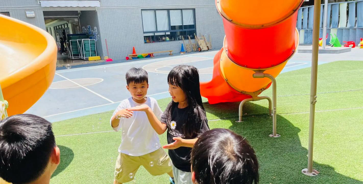 新余市宝宝幼儿园阅读区