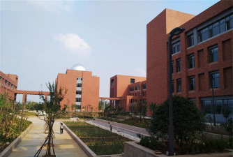 济南市章丘第四中学阅读区