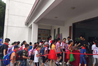 太仓市双凤中心小学阅读区