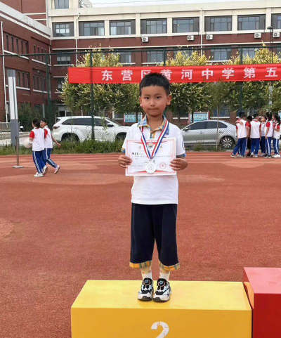 李孝河学校阅读区