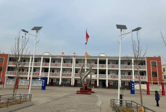 太康县老冢镇三中阅读区