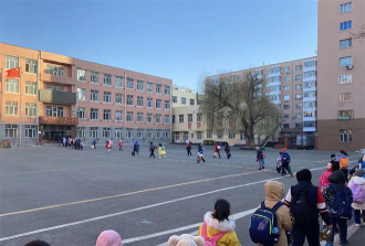 哈尔滨市园丁小学校阅读区