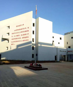 昆明市第十八中学阅读区
