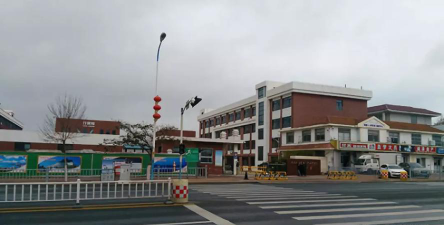 威海市高区一中阅读区