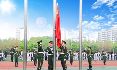 济宁高新区职业中等专业学校阅读区