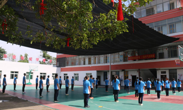 烟台港湾学校阅读区
