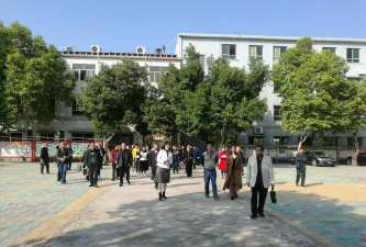 韶关市始兴县城南中学阅读区