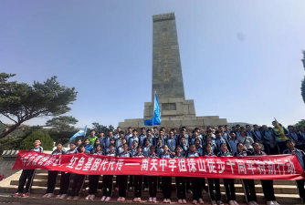 泰安市南关中学阅读区