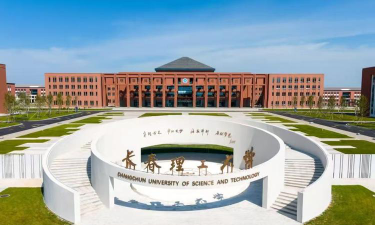长春理工大学阅读区
