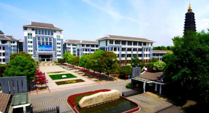 江苏常州高中阅读区