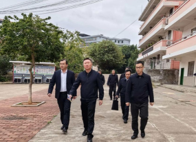 韶关市南雄市乌迳中学阅读区