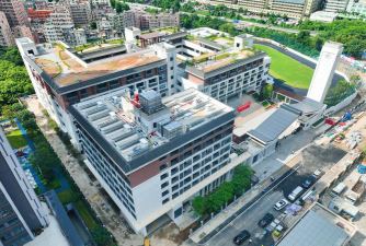 深圳市宝安区燕山学校中学部阅读区