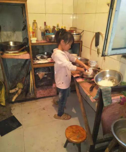 依安县红星乡中心小学阅读区