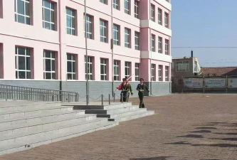 泰来县大兴镇中心小学阅读区