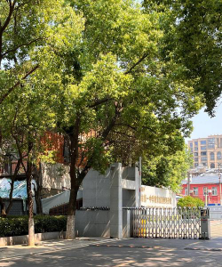 长沙市第三十二中学阅读区