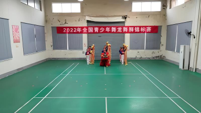江都市小纪镇中心小学阅读区