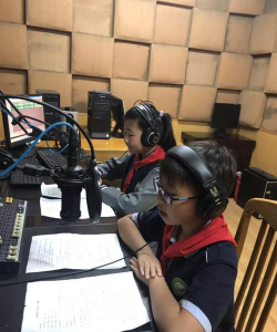 镇江市官塘桥中心小学阅读区