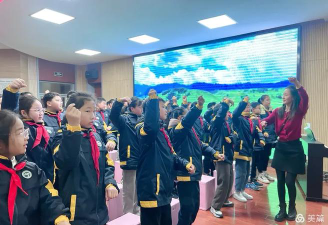 镇江市丹徒区世业中心小学阅读区