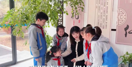 宝山区宝虹小学阅读区