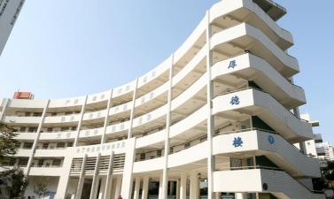 广州市第113中学阅读区