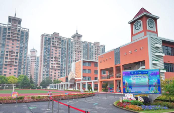 花木中心小学阅读区
