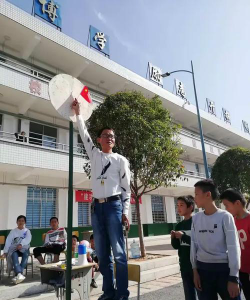 高和中学阅读区
